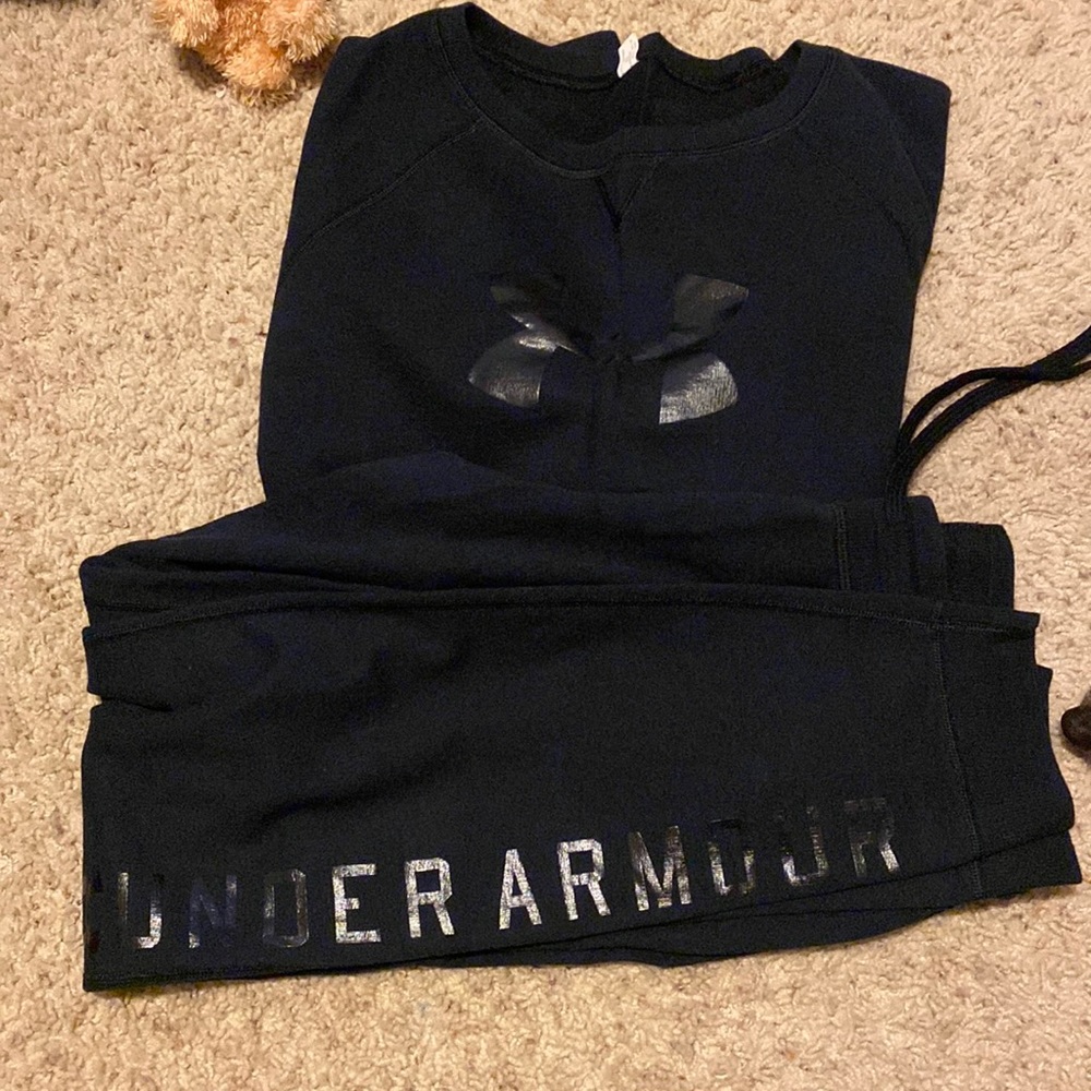 Under Armour set size Small